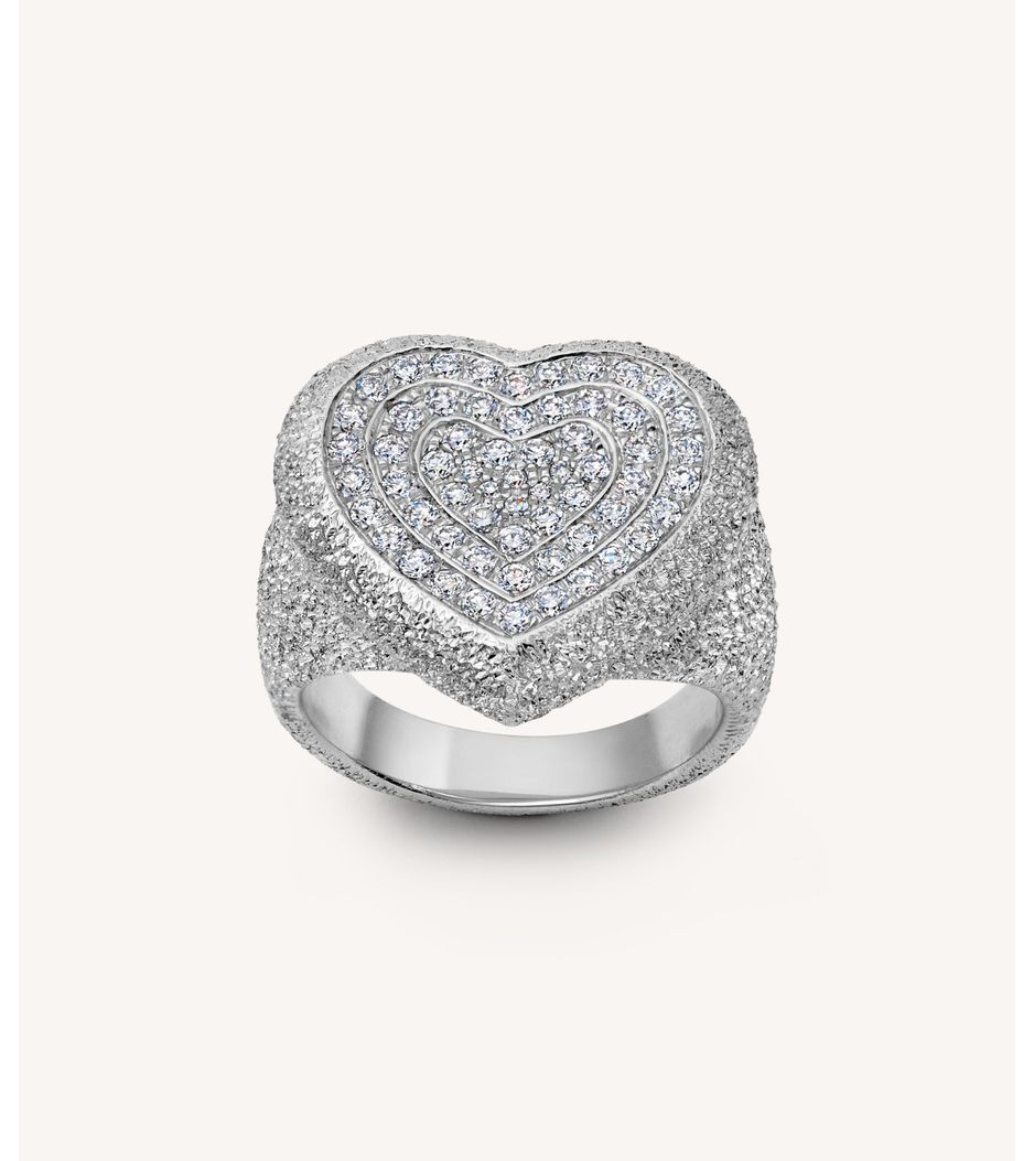 Carolina-Bucci-Diamond-Pave-Cuore-Ring-White-Gold_an100004_1 Carolina-Bucci-Diamond-Pave-Cuore-Ring-White-Gold_an100004_1
