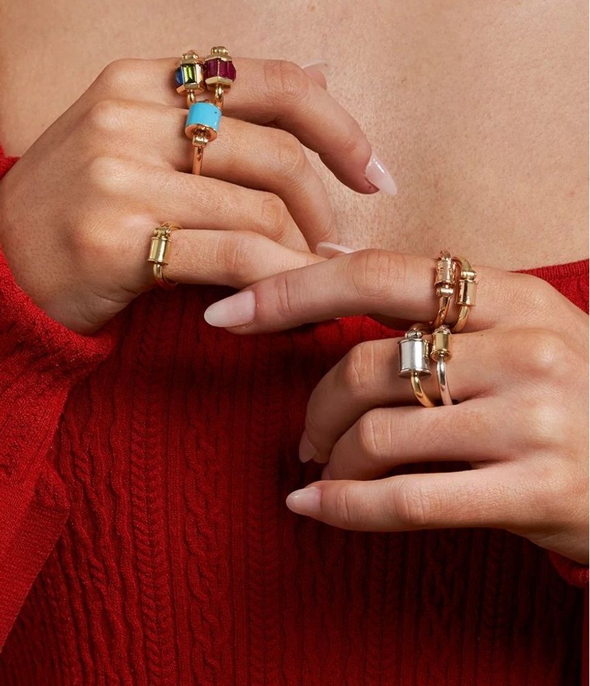 imgi_27_RINGS_LOOK_31_0012_37fb2f4a-106f-4990-b084-581093218465