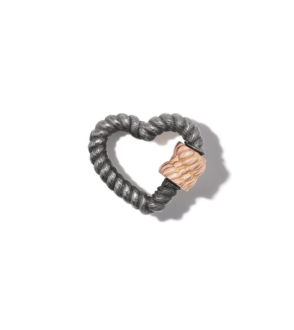 imgi_21_MARHSSRG_TwstedHeart_1 imgi_21_MARHSSRG_TwstedHeart_1