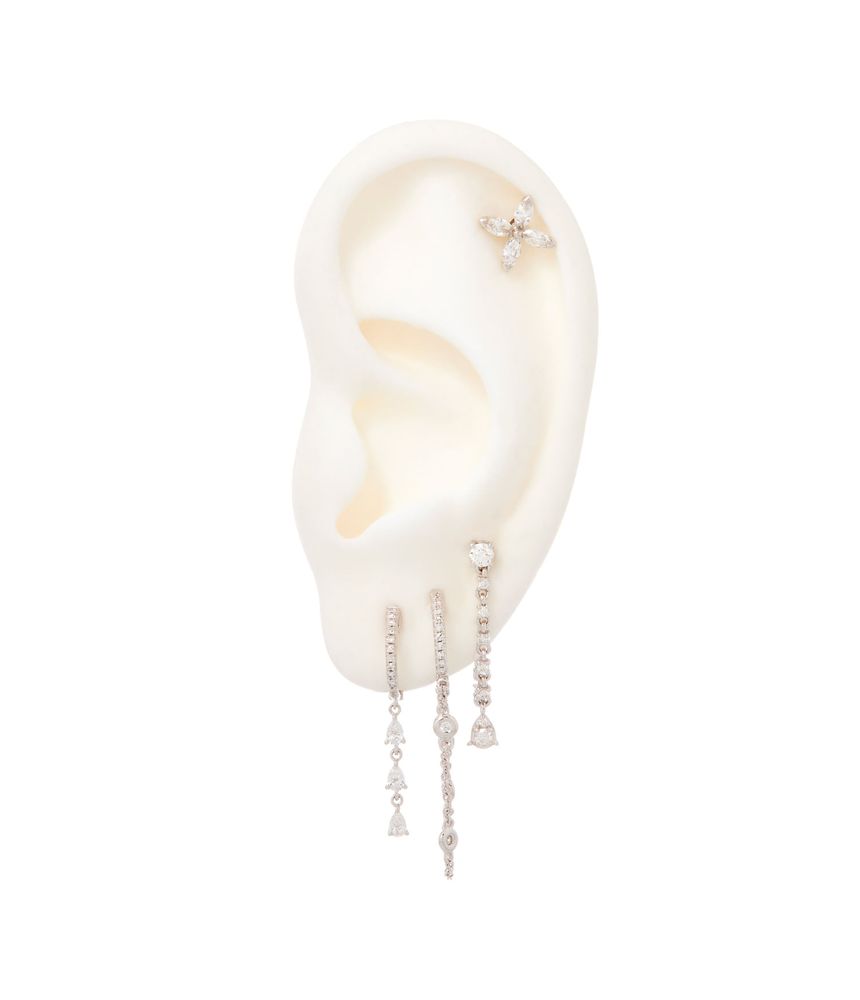 piercing-na-orelha-helix-flor-de-ouro-branco-com-diamantes