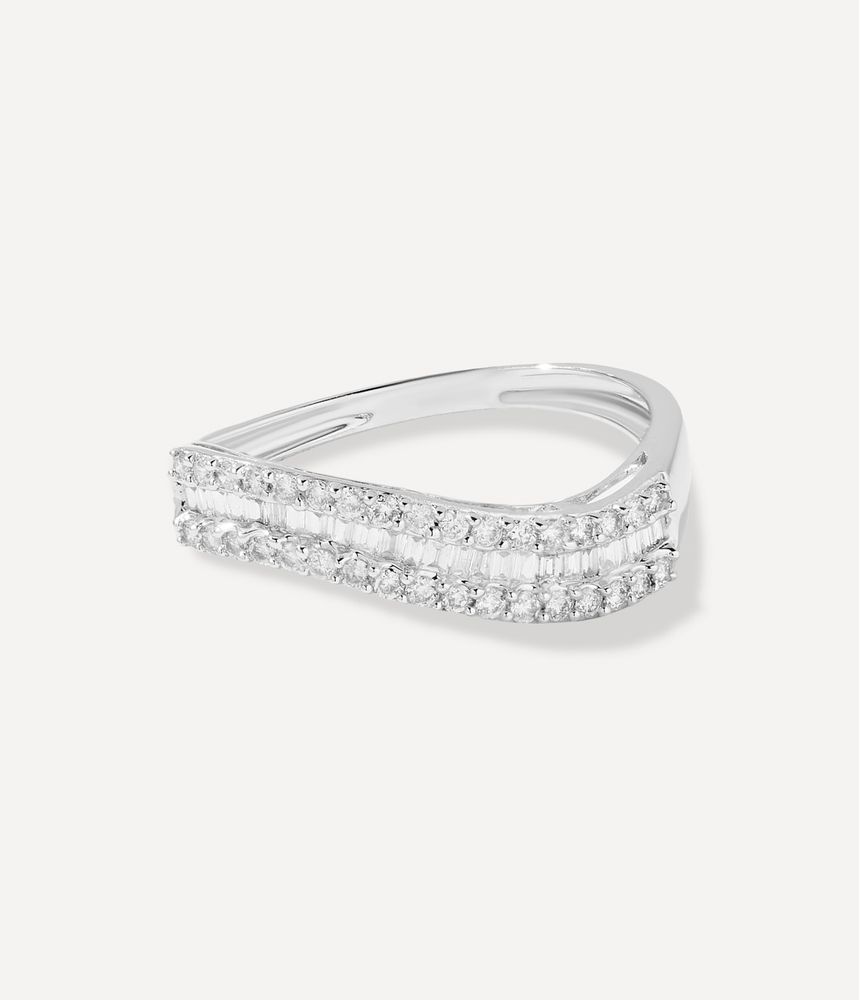 diamond-pinky-ring-AN100768_2